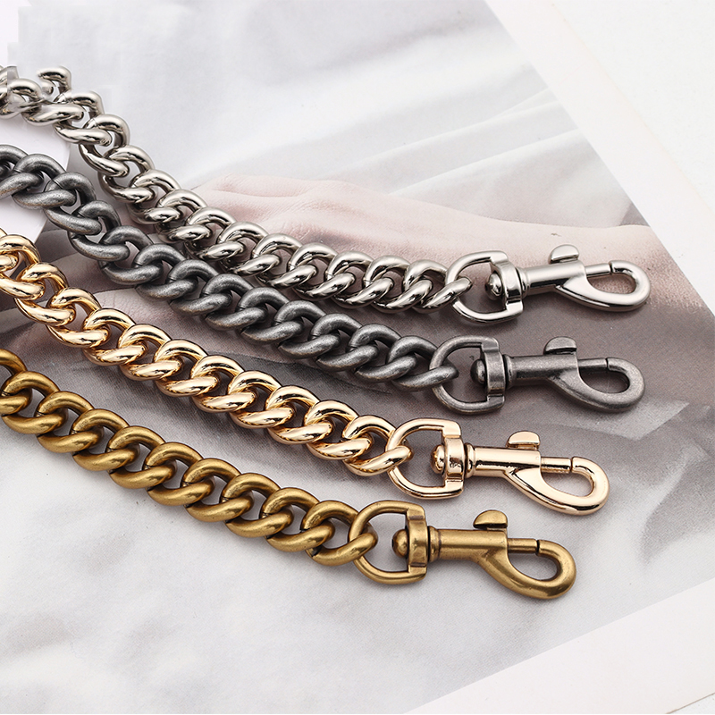 Aluminum chain strap bag silve - огляд і ціна Luxury Bags With Silver Hardware