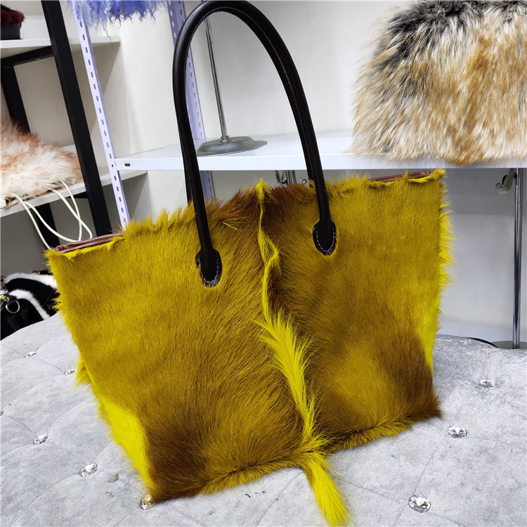 Tote Bag Women's Wool Cashmere - огляд і ціна Luxury Bags Women Brands