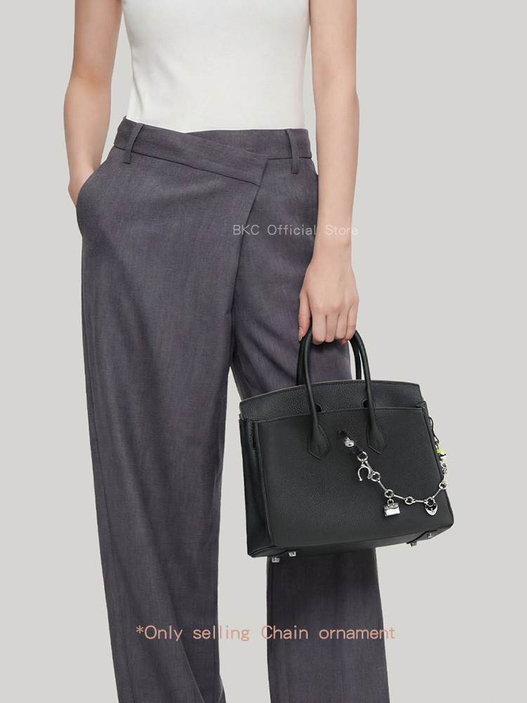 Luxury Metal Spliced Calfskin  - огляд і ціна Luxury Bags With Silver Hardware