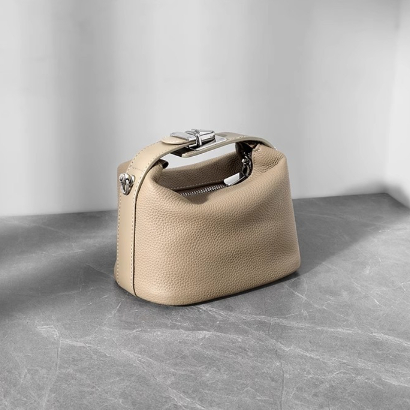 Genuine Leather Luxury Designe - огляд і ціна Luxury Bags With Silver Hardware